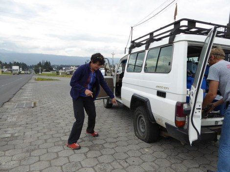 28307875121_b3e0824c8d_z